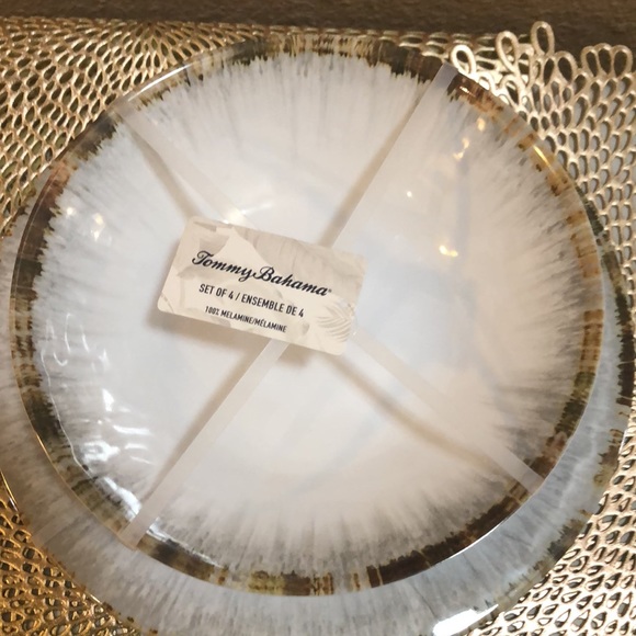 COPY - Tommy Bahama Seashell Melamine 8 PC Set - Picture 4 of 4